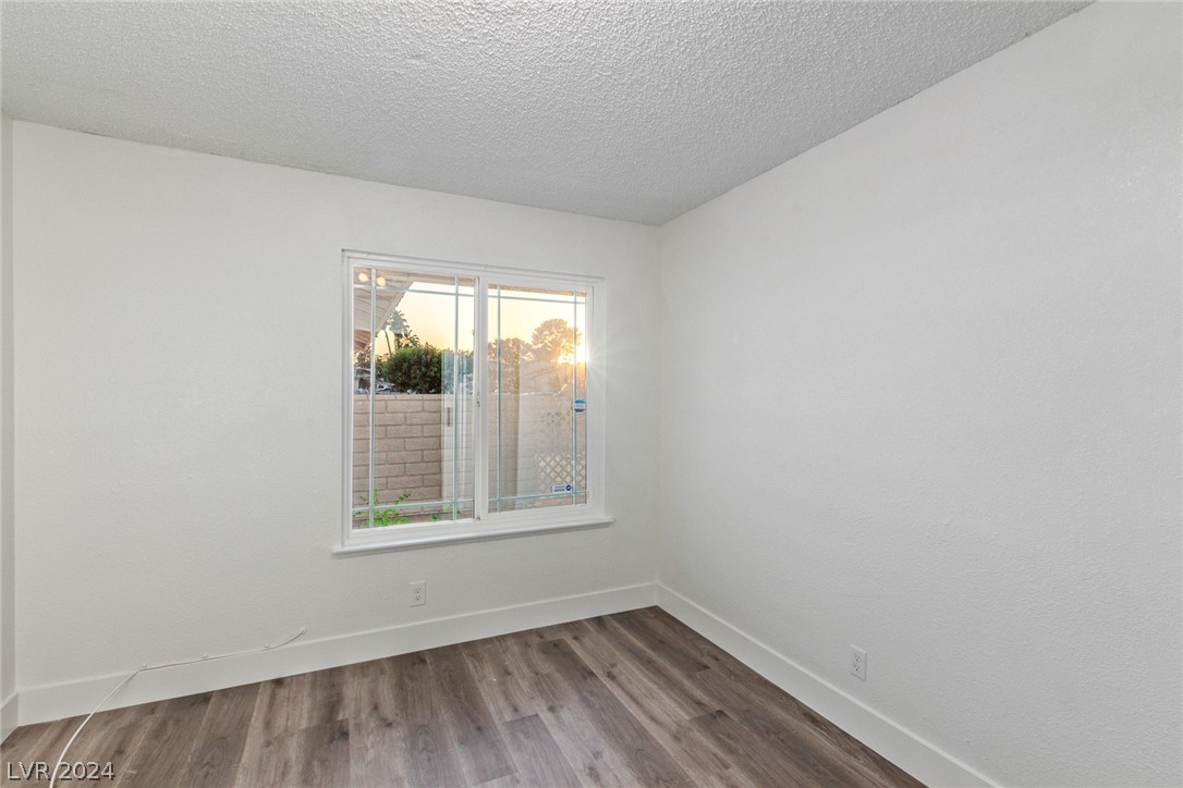 5264 Annie Oakley Drive