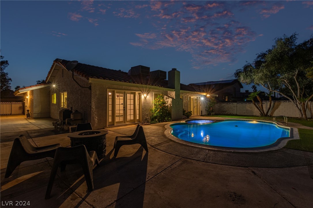 5264 Annie Oakley Drive