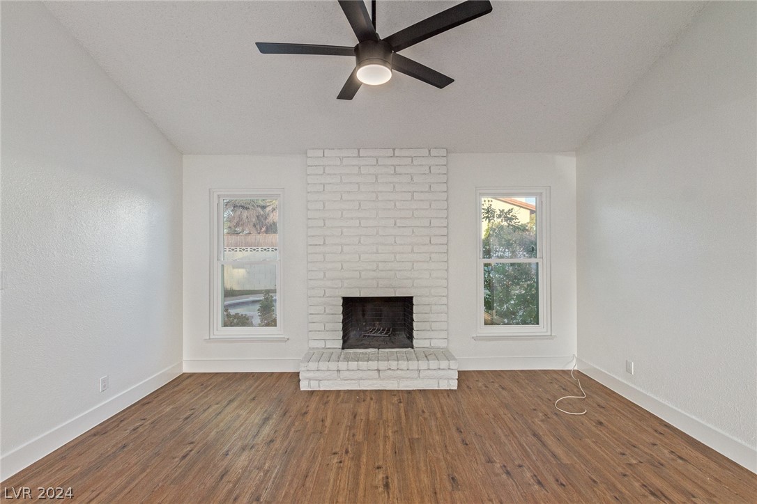 5264 Annie Oakley Drive