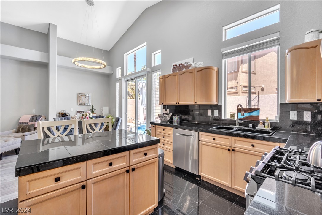 8940 La Manga Avenue