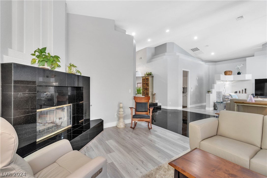 8940 La Manga Avenue