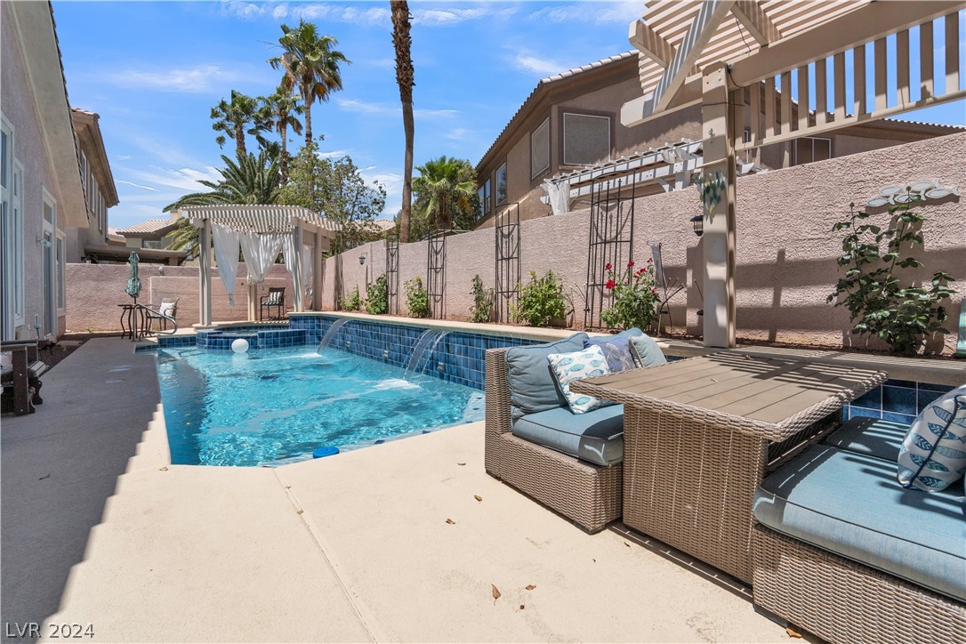 8940 La Manga Avenue