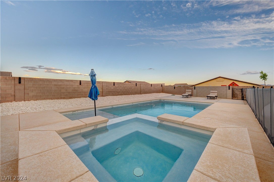 1597 Paintbrush Way