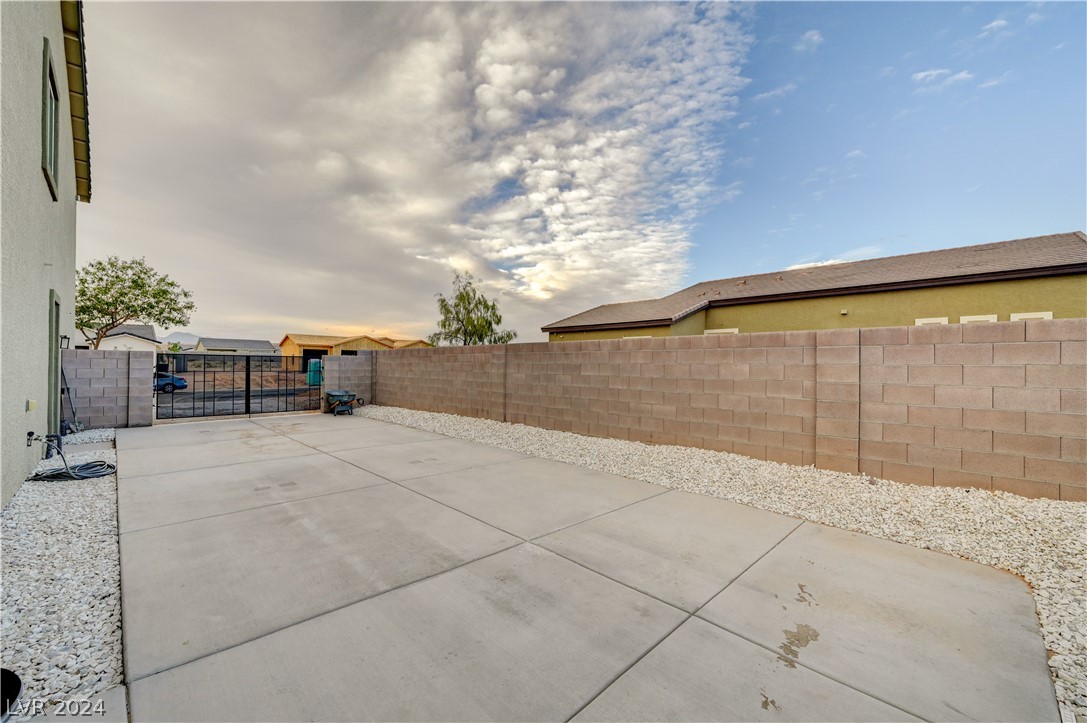 1597 Paintbrush Way