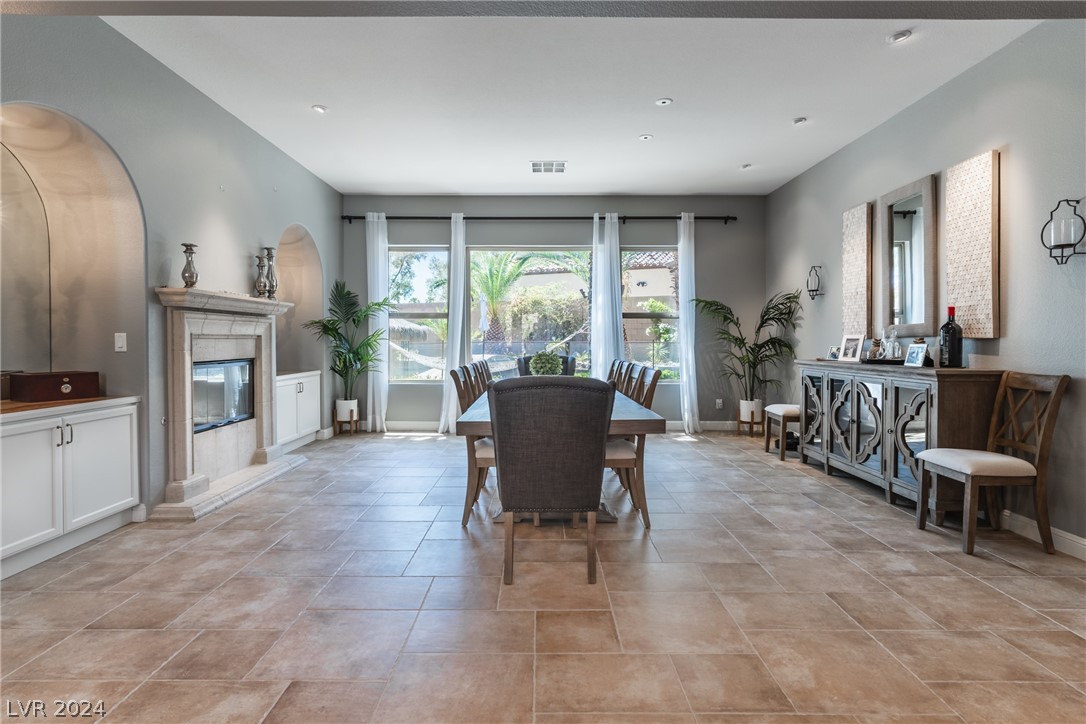 7722 Roaring Springs Circle