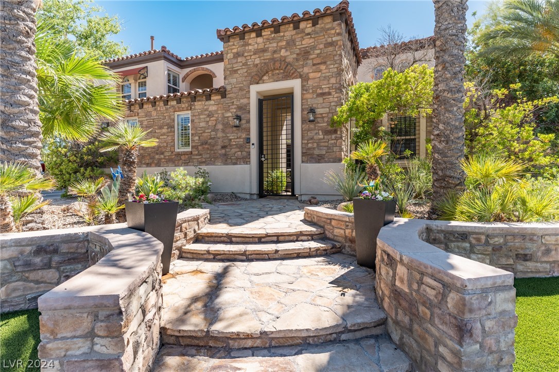 7722 Roaring Springs Circle