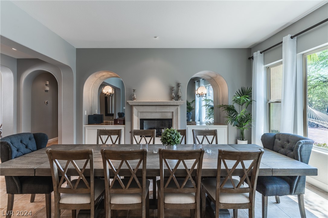 7722 Roaring Springs Circle