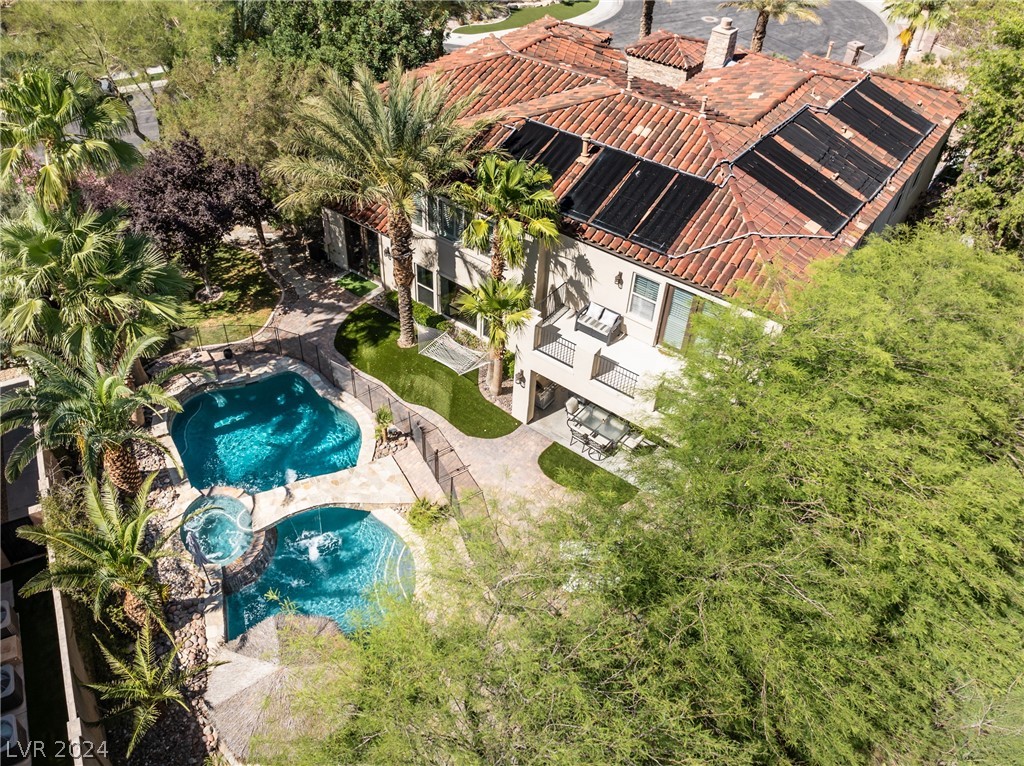 7722 Roaring Springs Circle