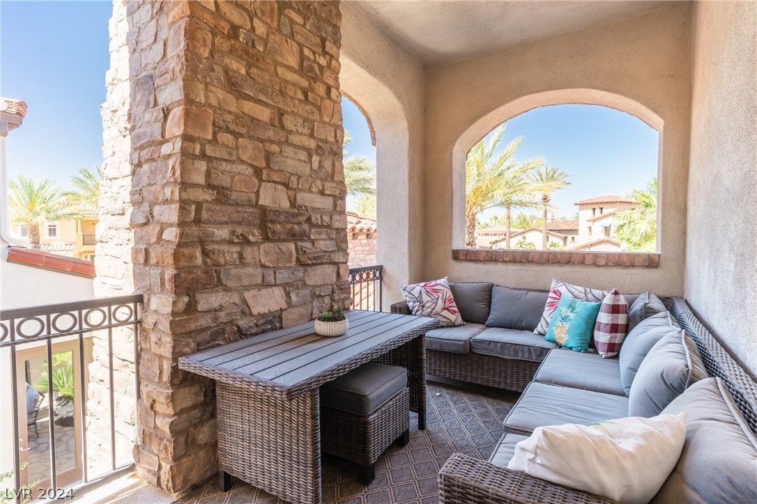 7722 Roaring Springs Circle