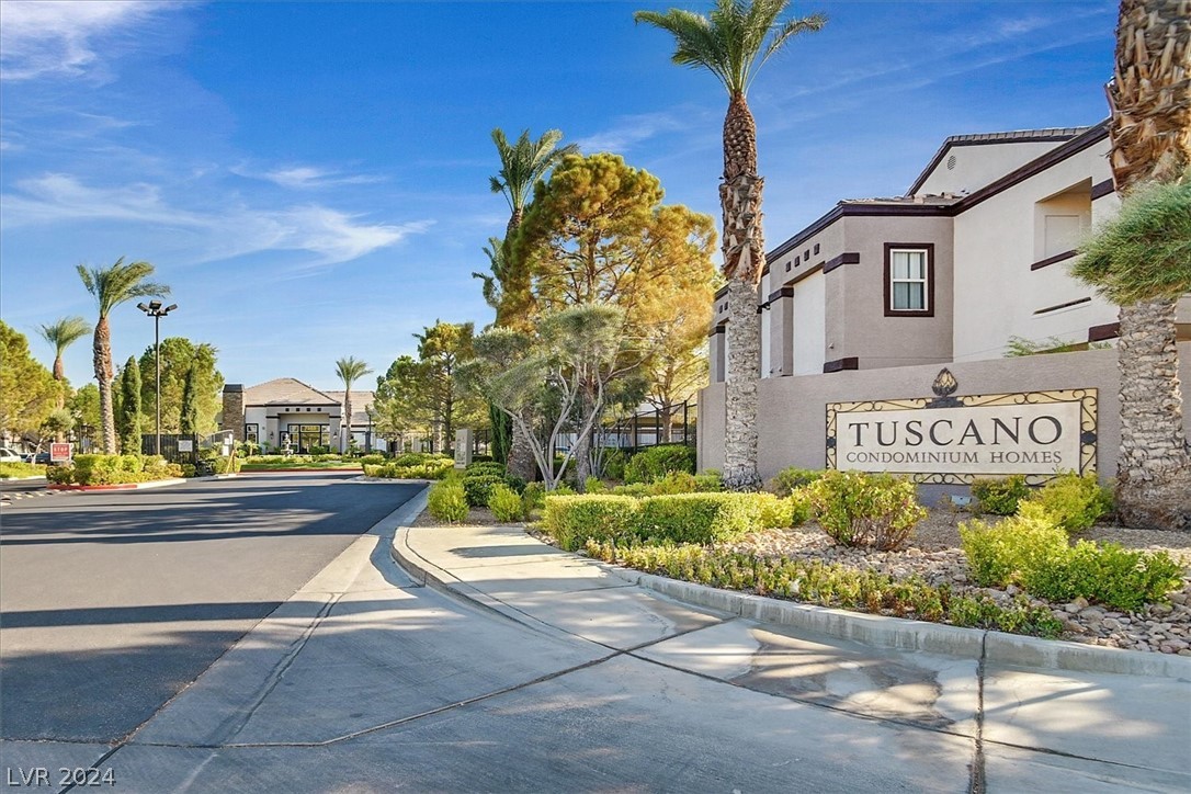7255 West Sunset Road 2095