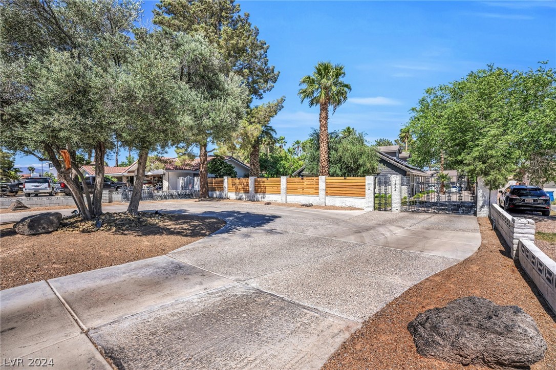 1844 Westwind Road