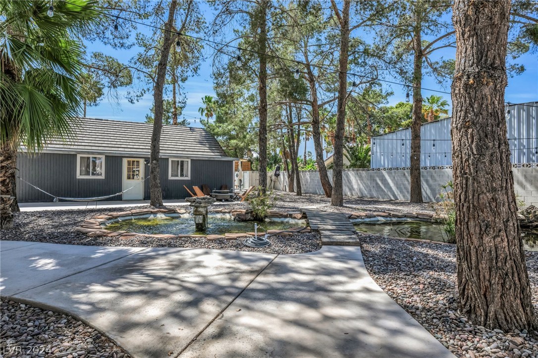 1844 Westwind Road