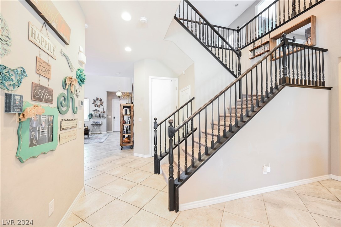 9790 Mosaic Canyon Court