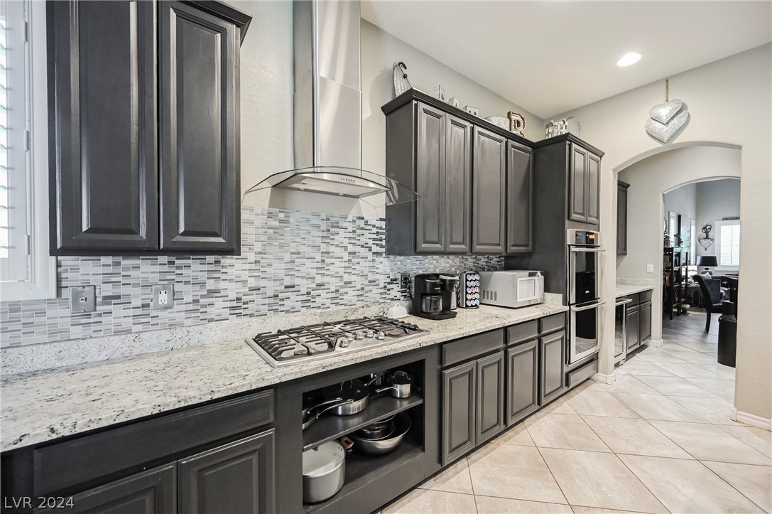 9790 Mosaic Canyon Court