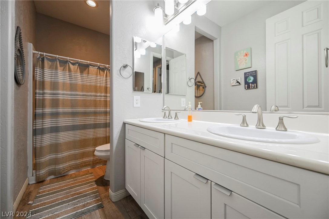 9790 Mosaic Canyon Court