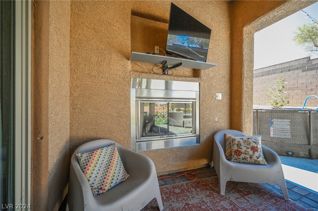 9790 Mosaic Canyon Court