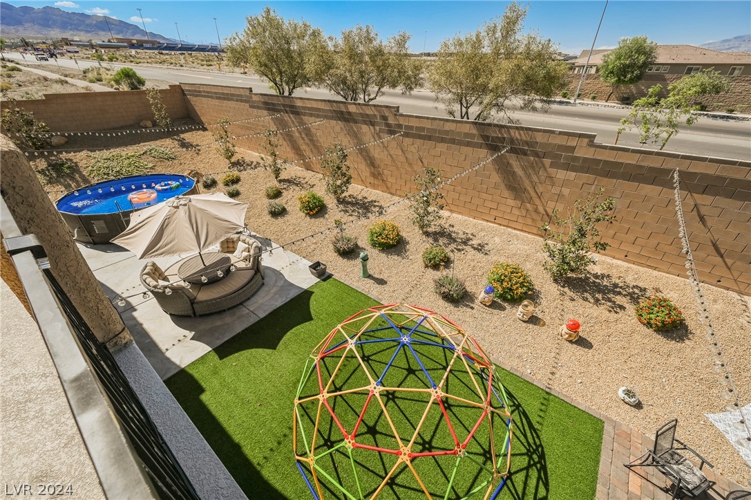 9790 Mosaic Canyon Court