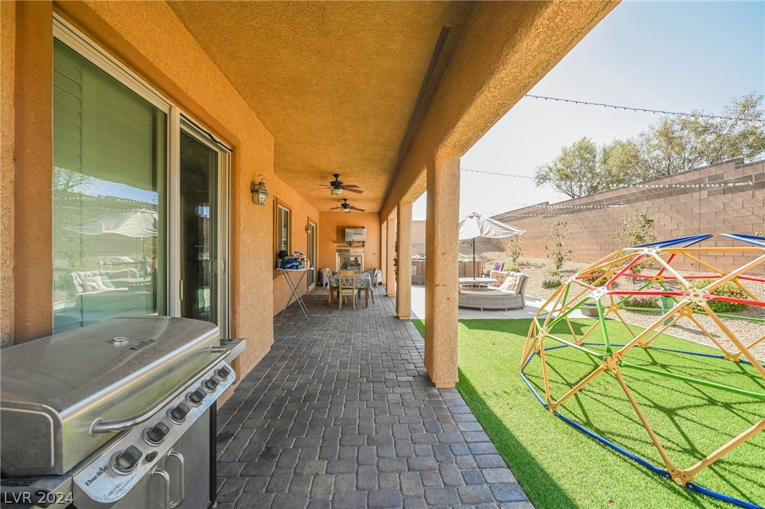 9790 Mosaic Canyon Court