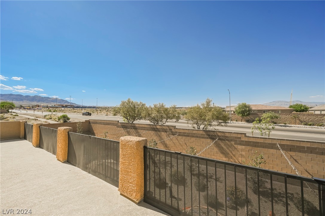 9790 Mosaic Canyon Court