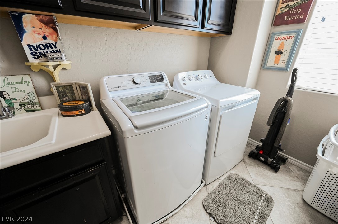 9790 Mosaic Canyon Court