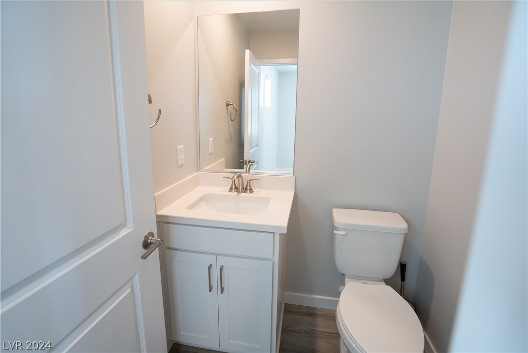 11833 Dragontail Peak Avenue