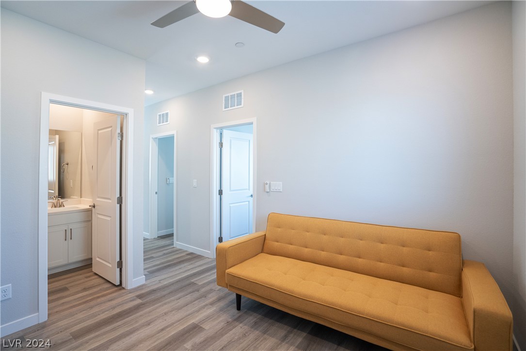 11833 Dragontail Peak Avenue