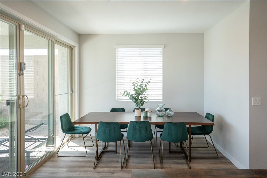 11833 Dragontail Peak Avenue