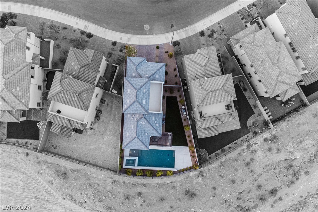 11833 Dragontail Peak Avenue