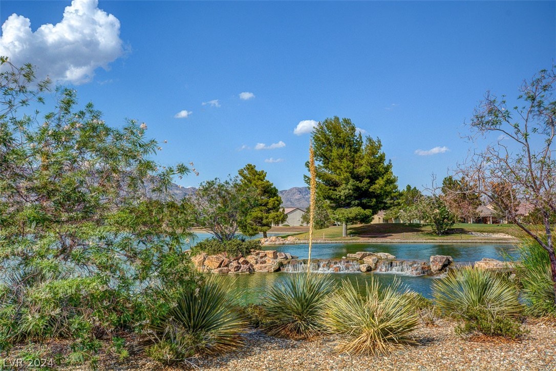 2305 Willow Wren Drive