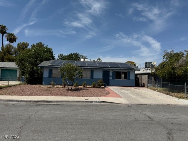 5409 Dwight Avenue