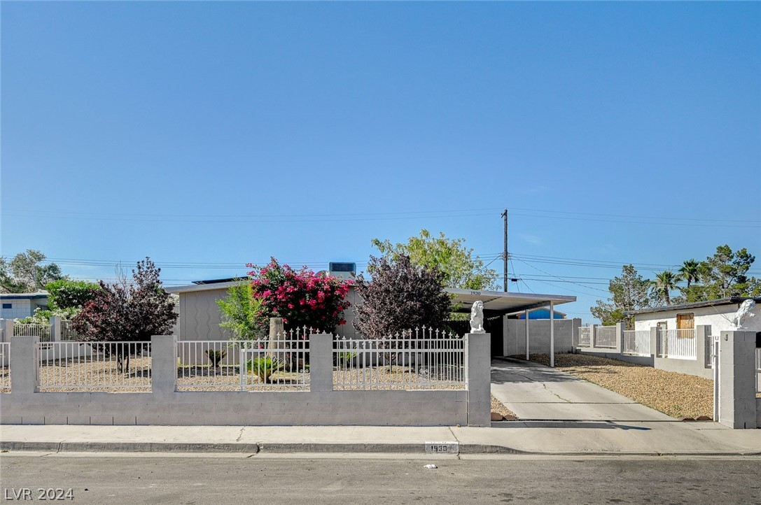 1930 La Vante Avenue