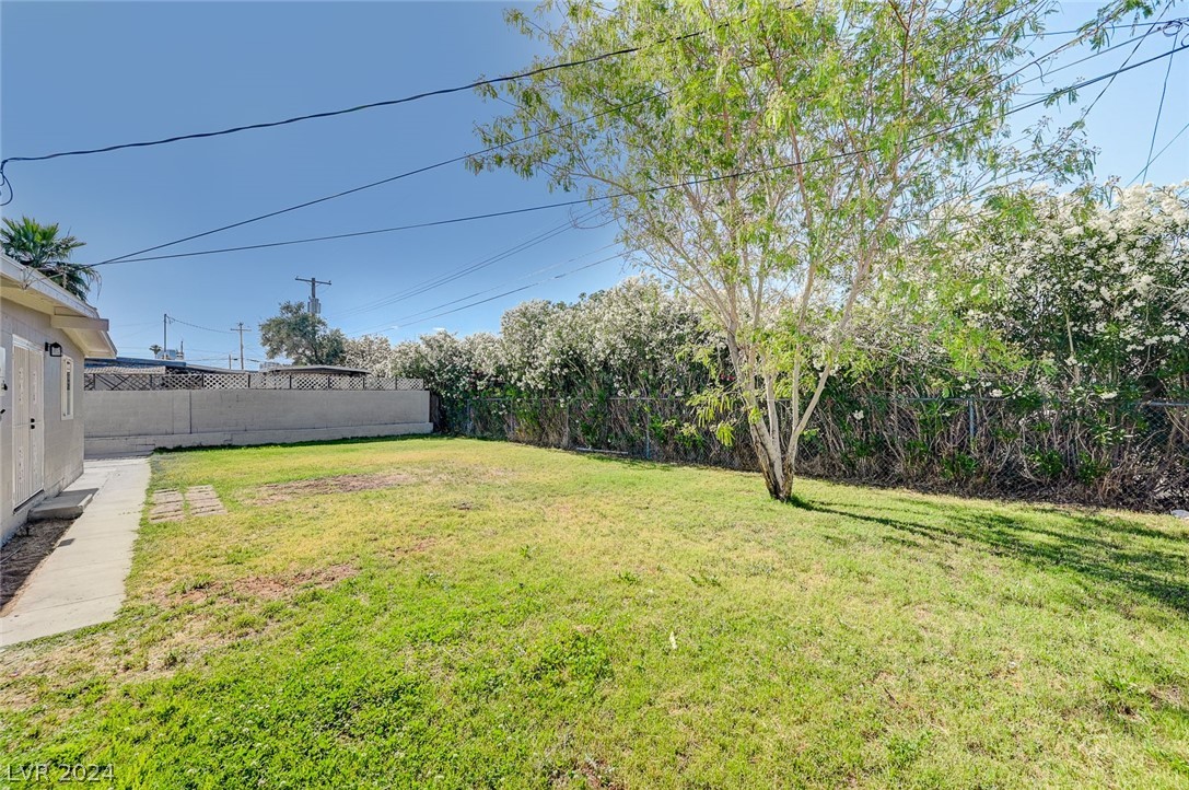 1930 La Vante Avenue