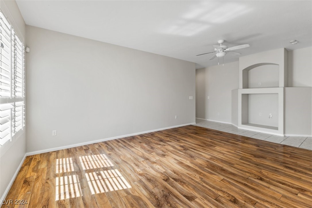 1320 Red Gable Lane 102