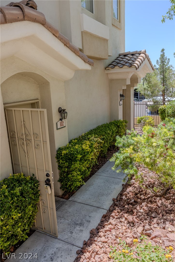 1320 Red Gable Lane 102