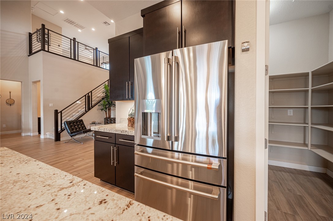 478 Rosina Vista Street