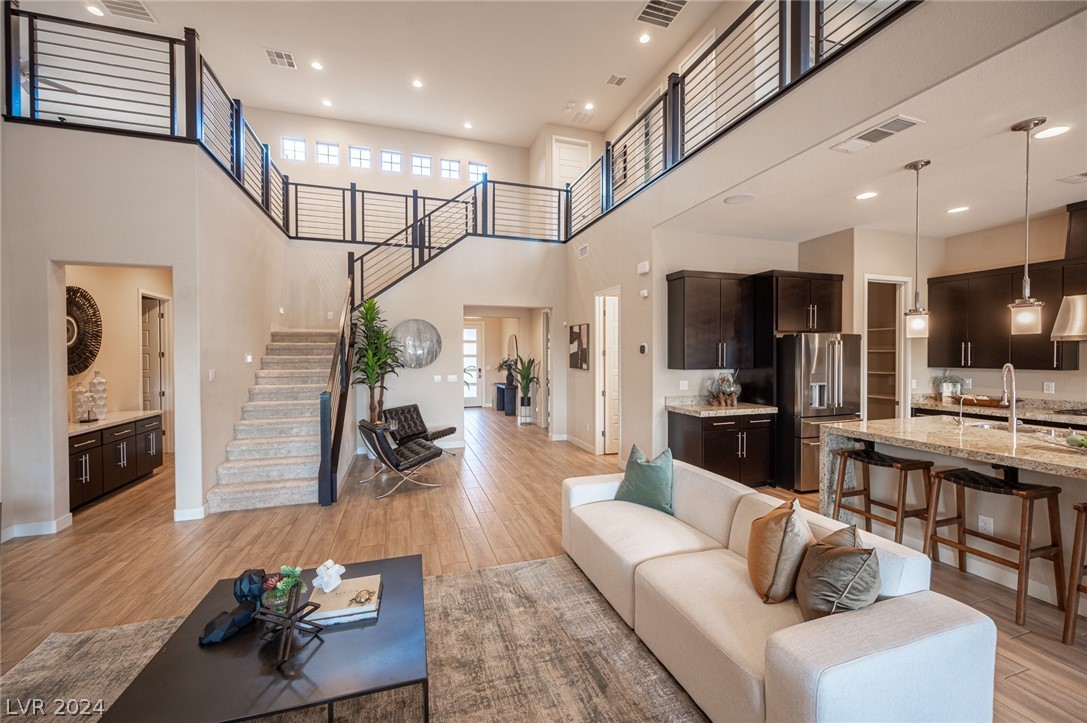 478 Rosina Vista Street