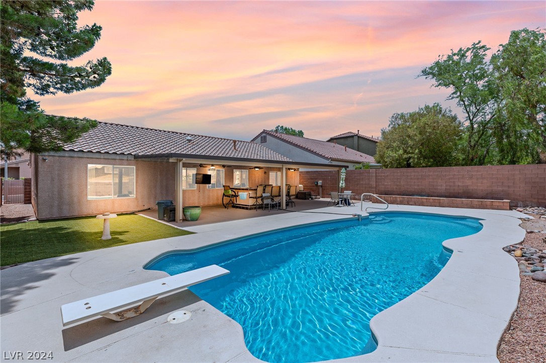 1012 Kings View Court