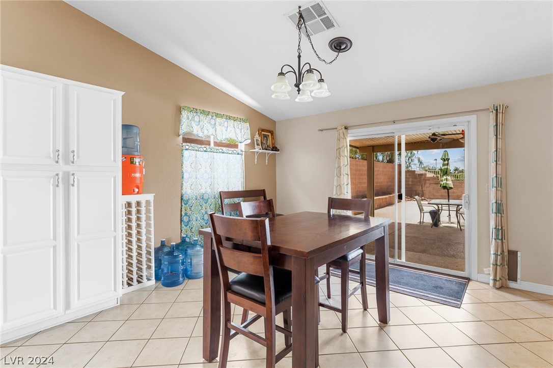 1012 Kings View Court