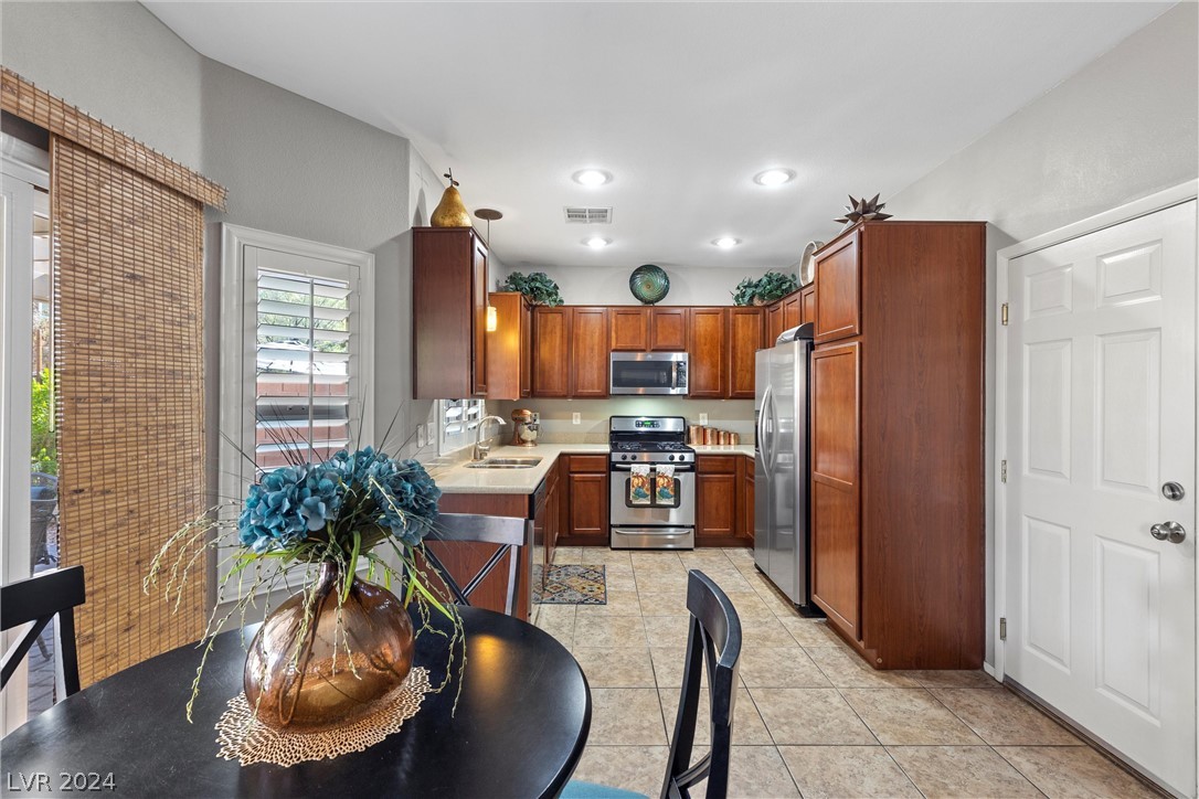 8725 Early Horizon Drive