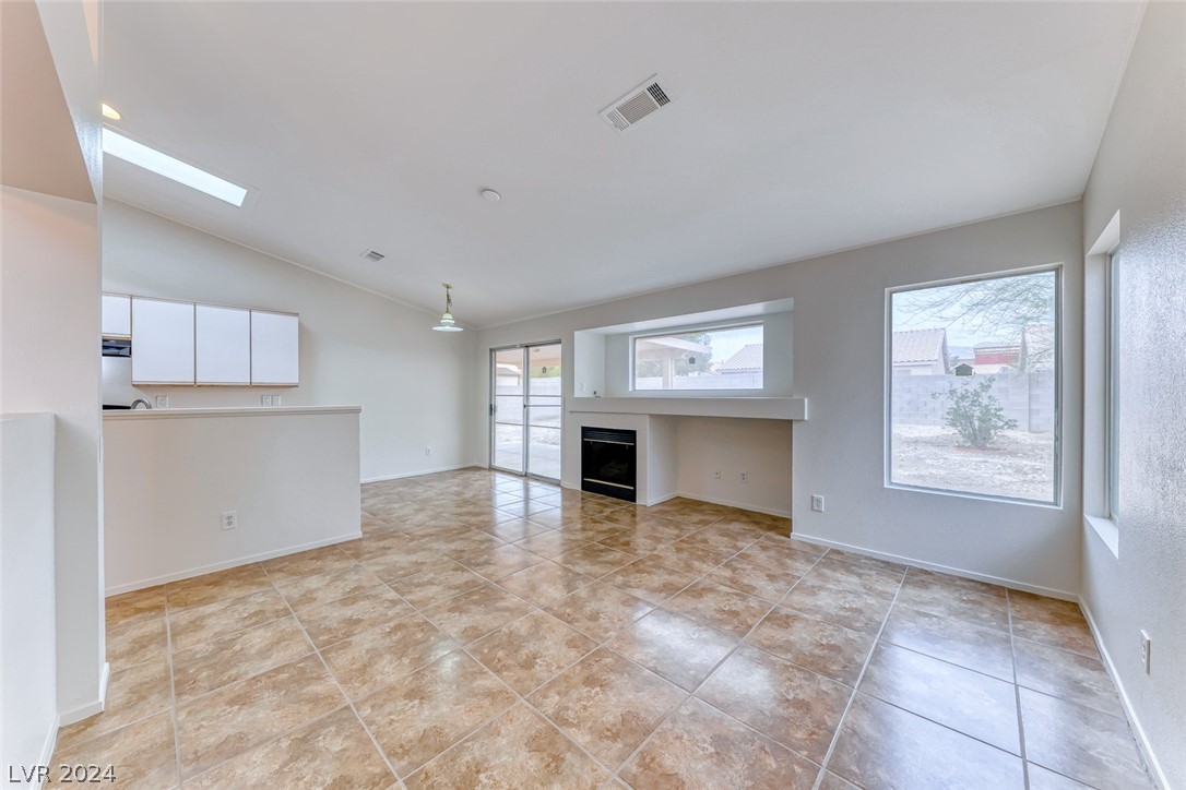 320 Mindoro Avenue