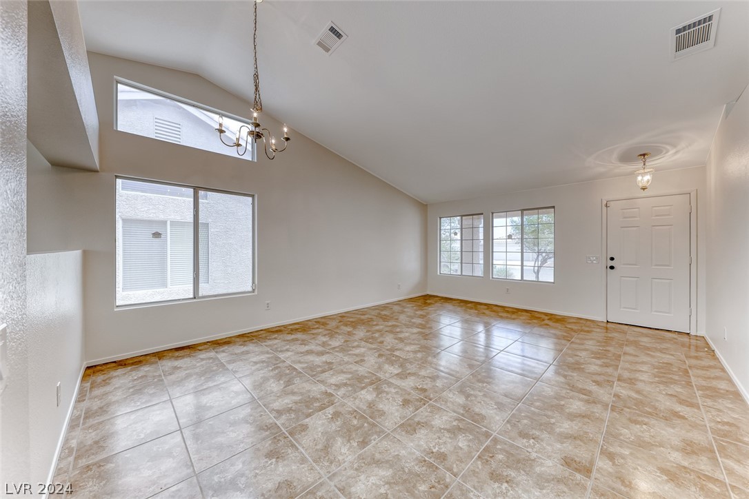 320 Mindoro Avenue