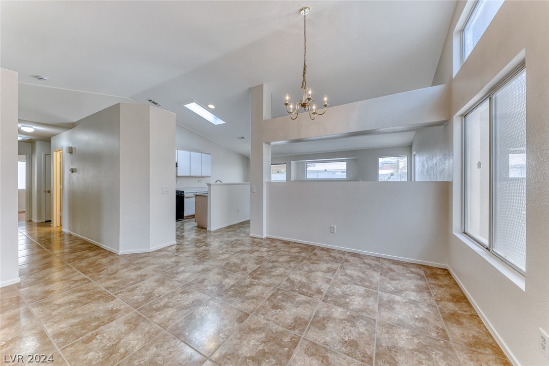 320 Mindoro Avenue