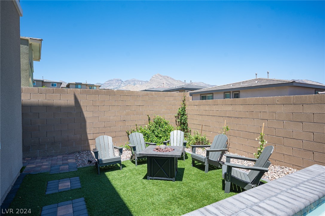 12502 Dolan Point Street