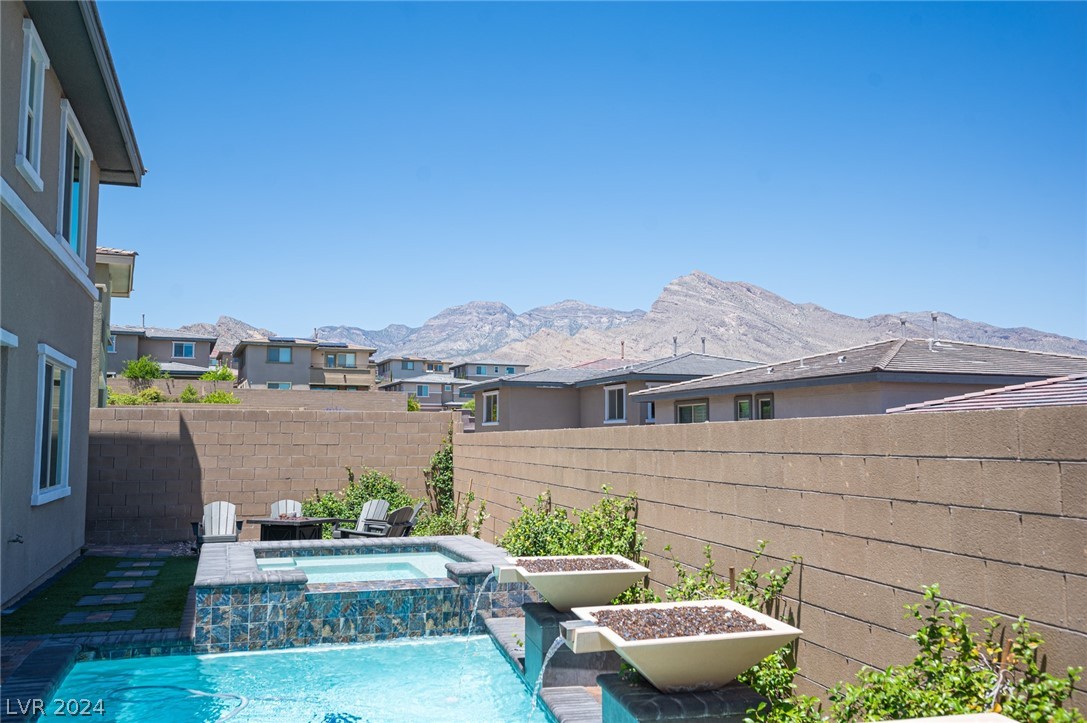 12502 Dolan Point Street