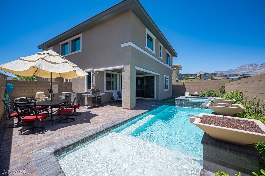 12502 Dolan Point Street