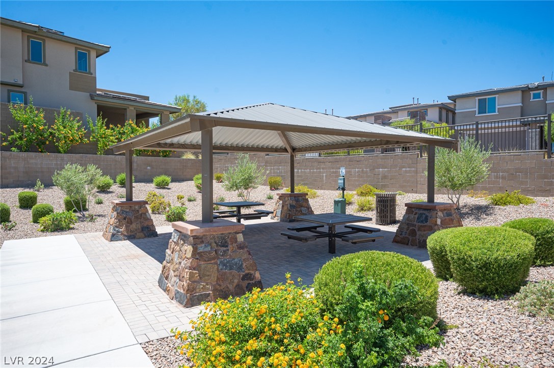 12502 Dolan Point Street