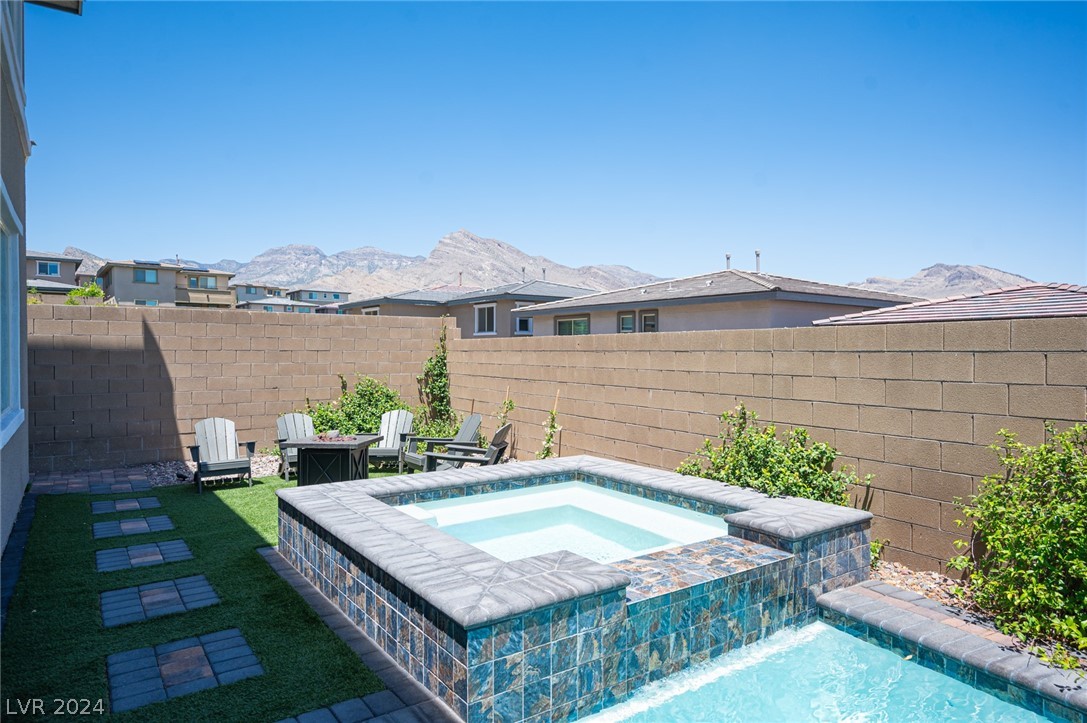 12502 Dolan Point Street