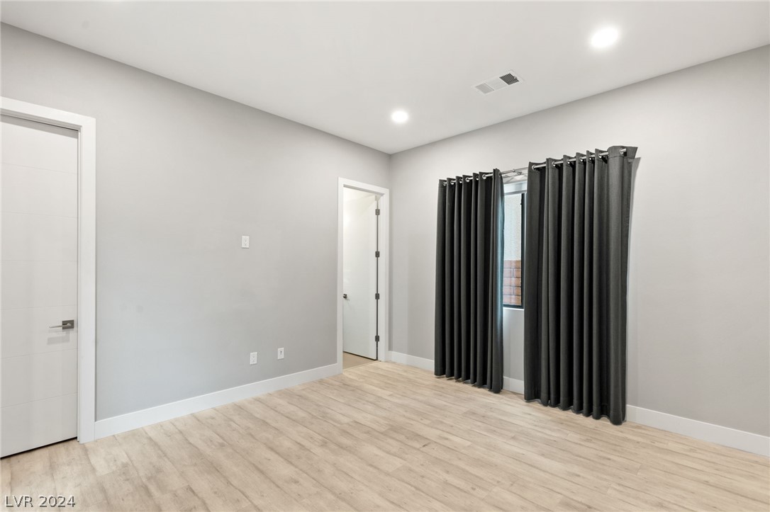 17 Moonfire Drive