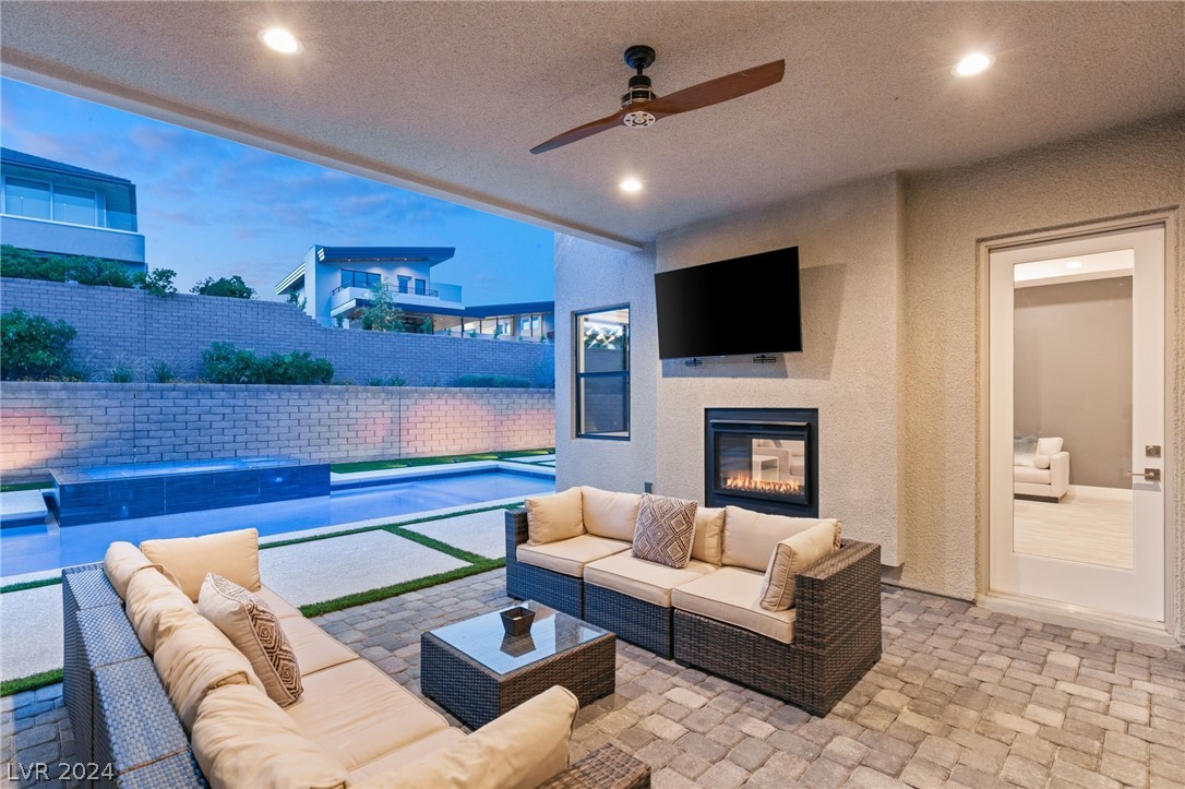 17 Moonfire Drive