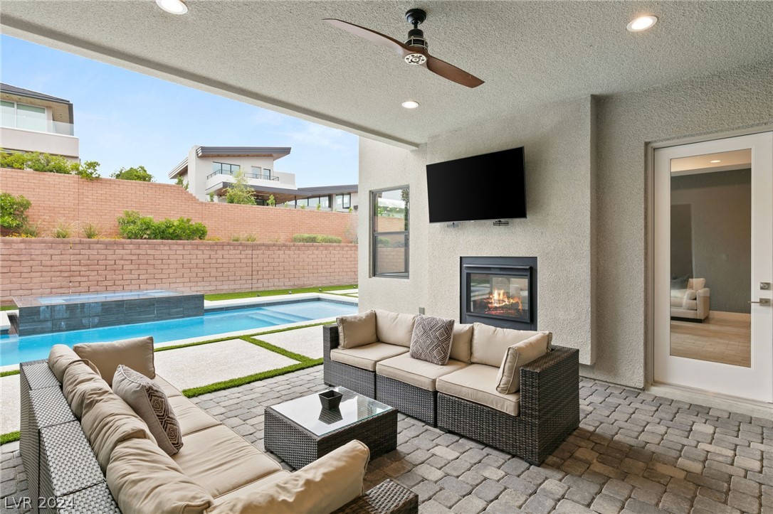 17 Moonfire Drive
